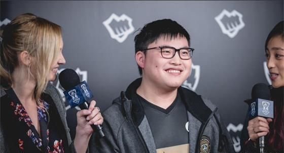 最近因右膝 最近因右膝