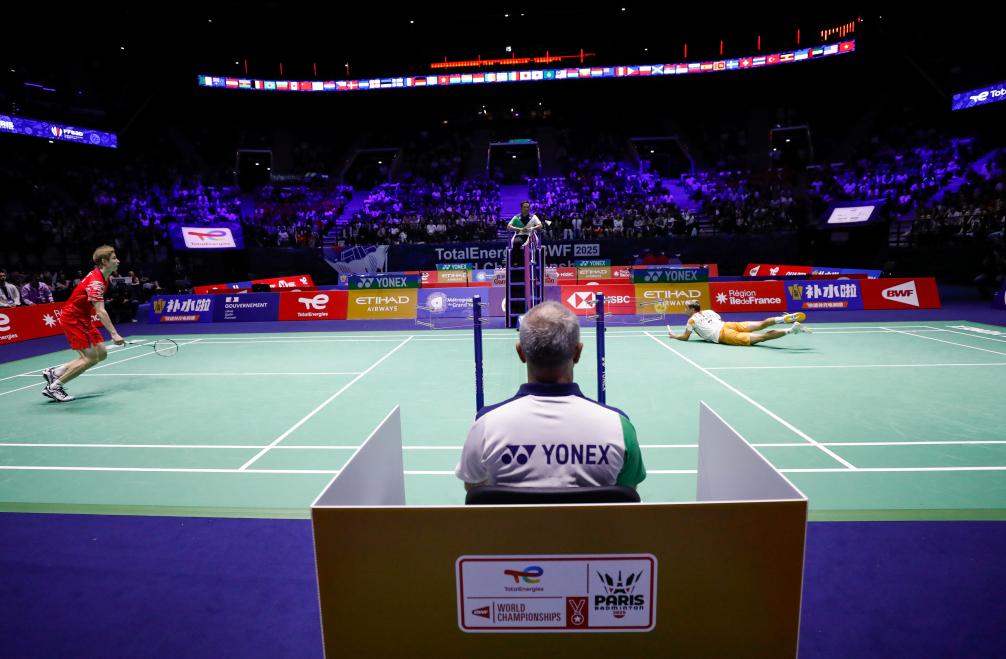 加强国际合 加强国际合