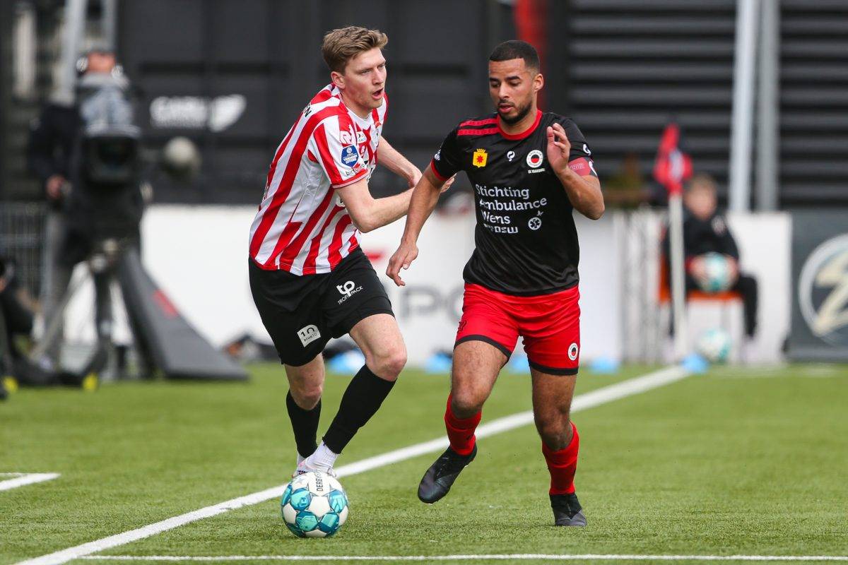 在竞争激烈 在竞争激烈