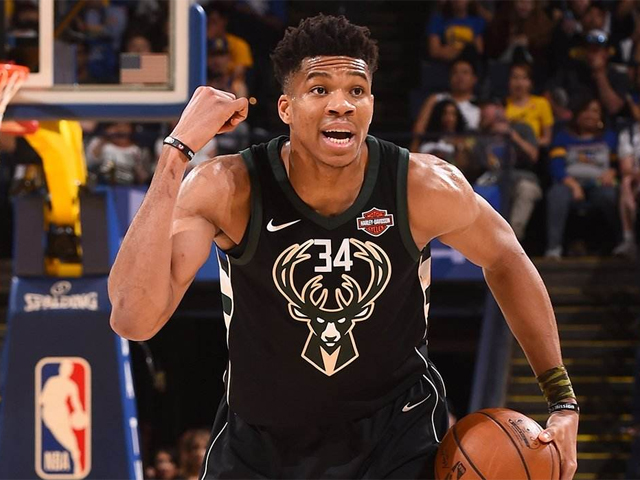 他接到队友 他接到队友